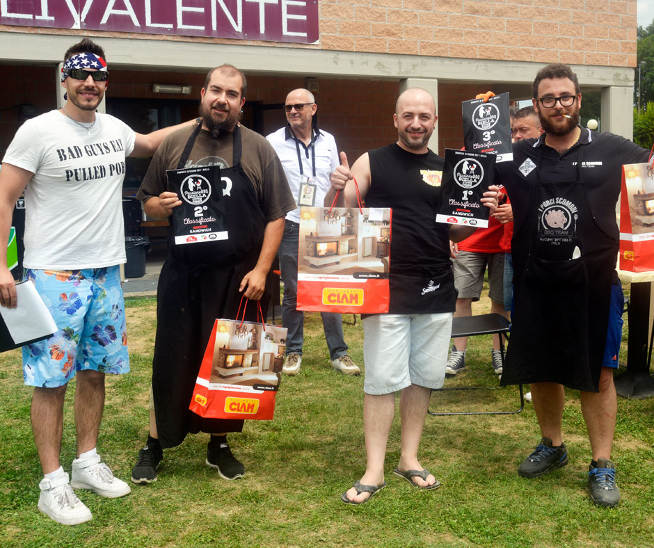 Sandwich: 1º posto: Hollywood Barbecue BBQ Team, 2º posto: BarbeQ BBQ Teame 3º posto: I Porci Scomodi BBQ Team