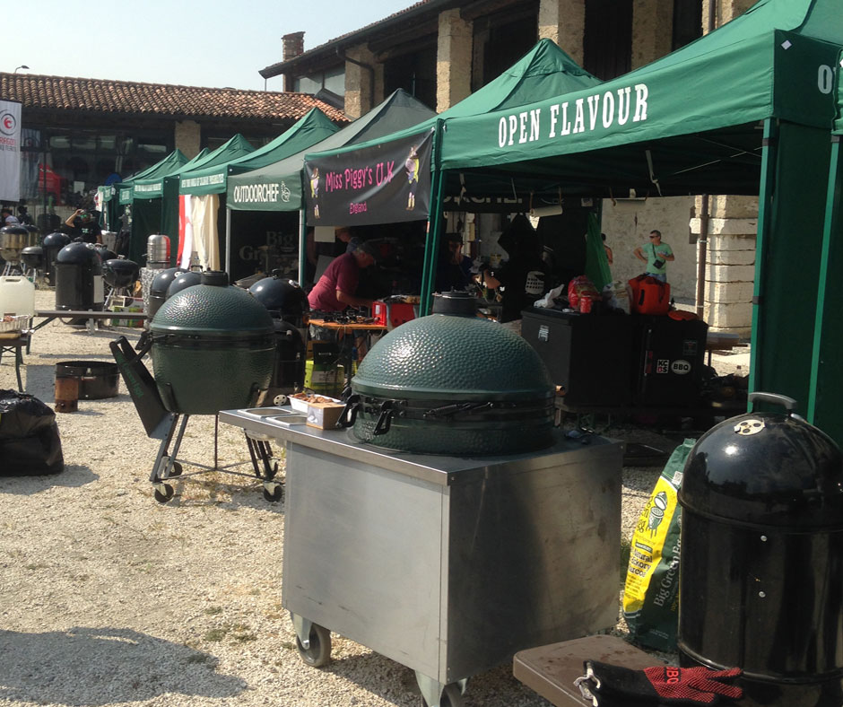 Una carrellata degli stand dove vari team hanno potuto preparare i loro “manicaretti”, da presentare alla giuria