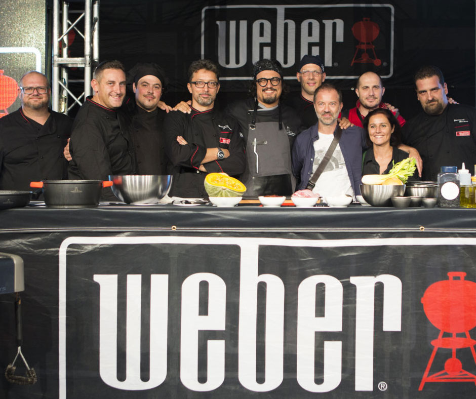 Chef Alessandro Borghese e staff Weber alla Fiera del Soco